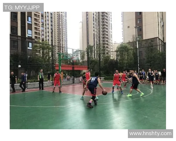 勇士与快船激战正酣赛场精彩瞬间回顾与分析 勇士与快船激战正酣赛场精彩瞬间回顾与分析