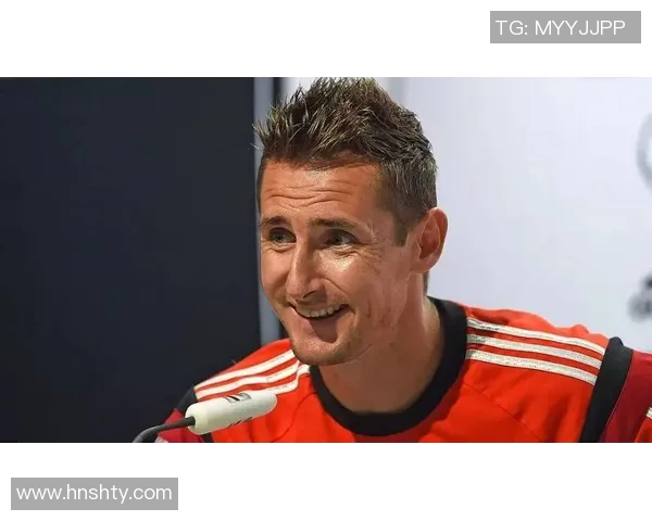 德国与加纳激战克洛泽精彩进球引发热议的足球盛宴