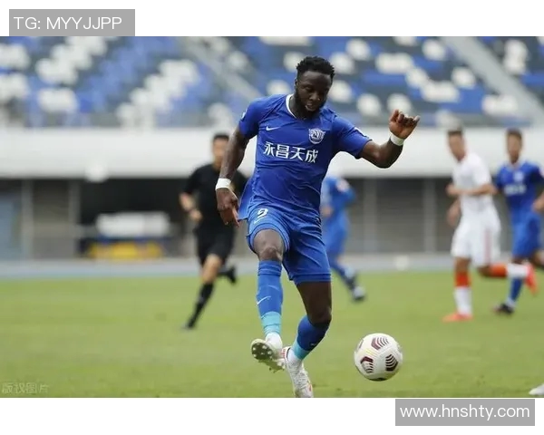 戴森丹尼尔斯崭露头角成为NBA新星引发球迷热议与期待