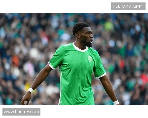 法甲波尔多迎战圣埃蒂安争夺关键三分展现球队实力与斗志