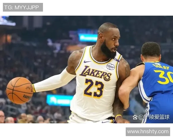 2016年圣诞大战勇士与骑士的激烈对决回顾与精彩瞬间分析