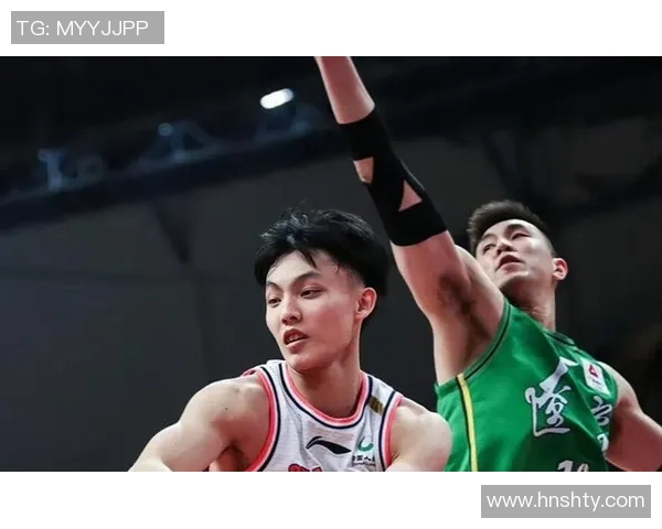 中国男篮迎战南非队全力争胜展现实力与团队精神